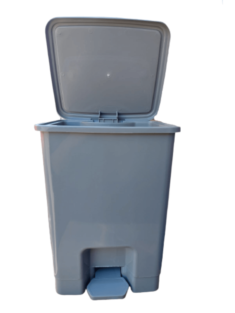 Contenedor LUSTER de 15 Litros con Pedal